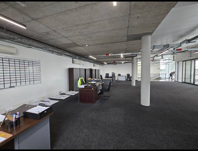 7,572M² WAREHOUSE TO LET IN BELLVILLE SOUTH INDUSTRIA